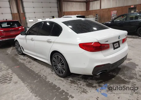 2018 BMW 530I xDrive z USA, uszkodzony, nr VIN WBAJA7C52JWA73192